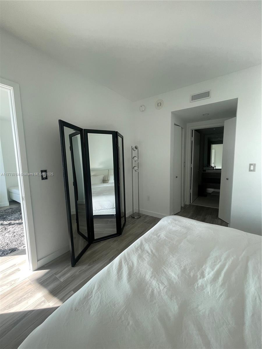 1300 S MIAMI AVENUE CONDO - Residential