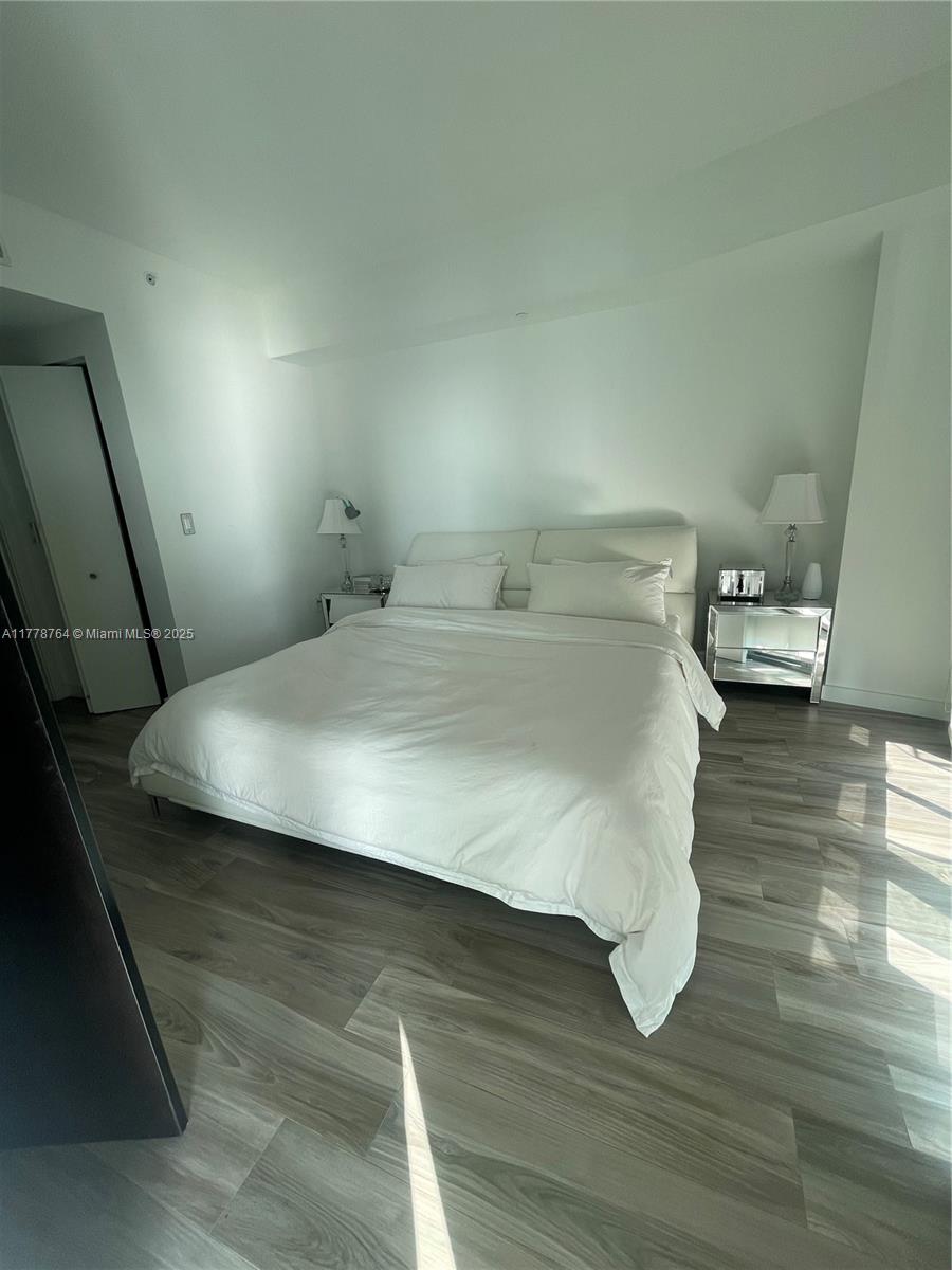 1300 S MIAMI AVENUE CONDO - Residential