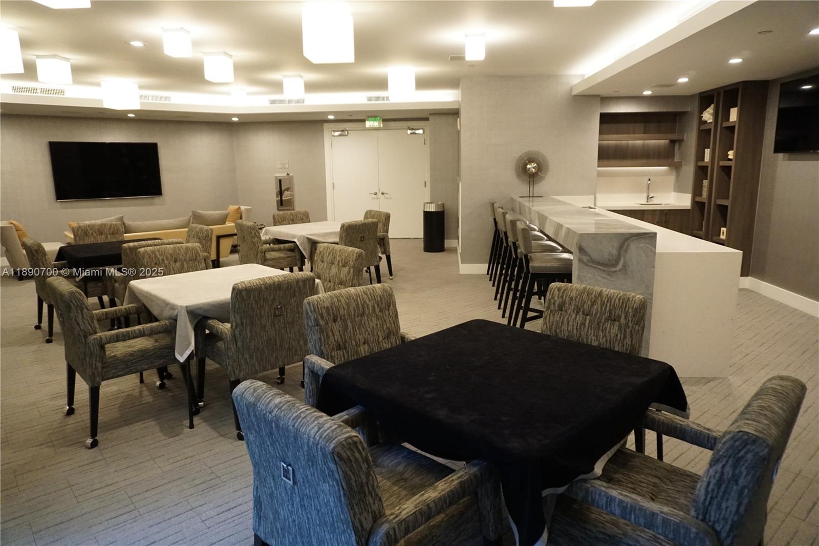 ATLANTIC I AT THE POINT C - Residential