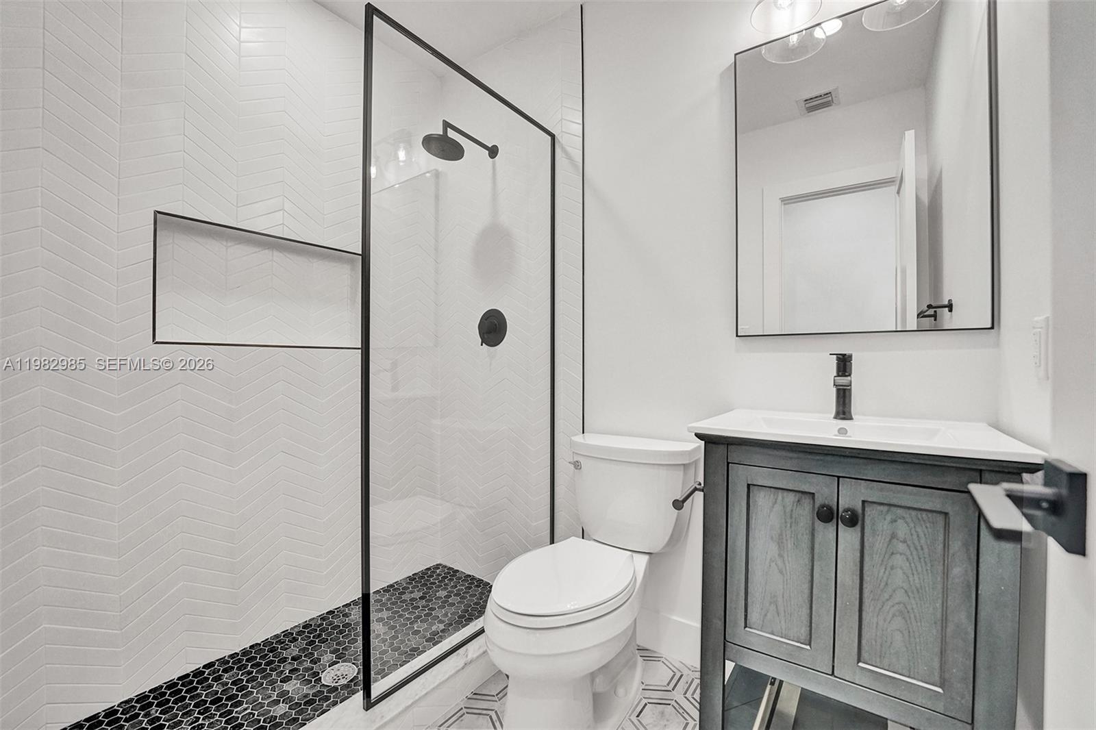 ANDERSONS SUB - Residential Lease