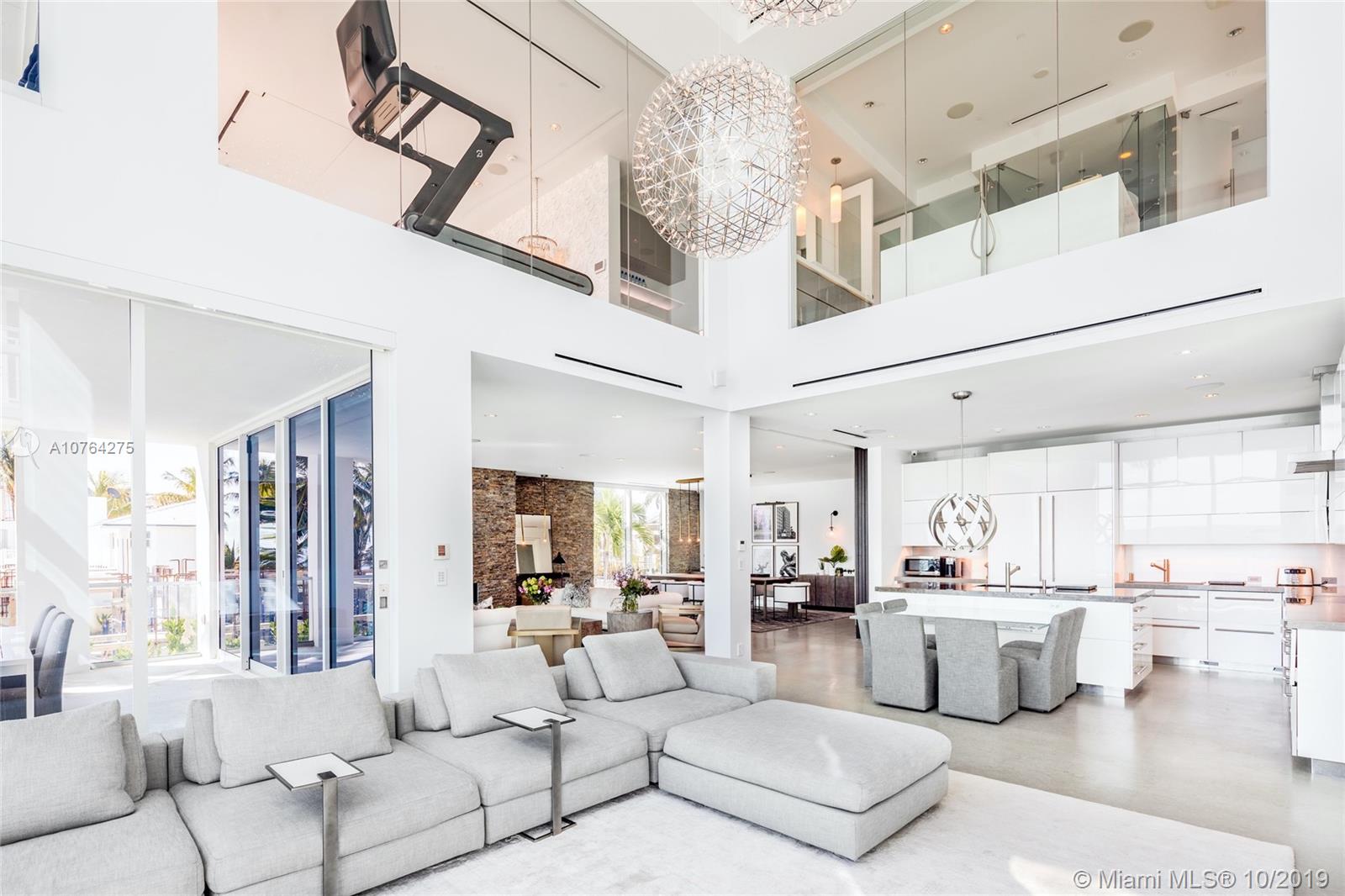 LAUDERDALE BEACH - Residential