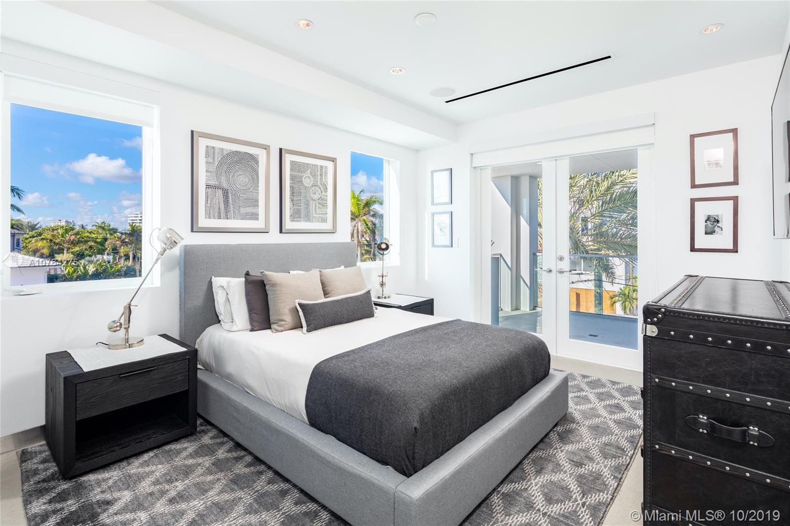 LAUDERDALE BEACH - Residential