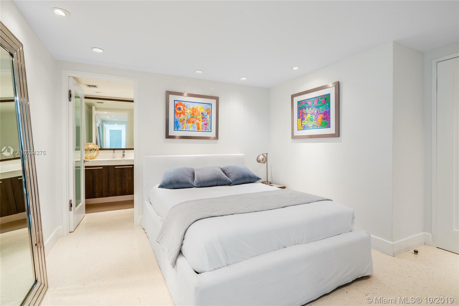 LAUDERDALE BEACH - Residential