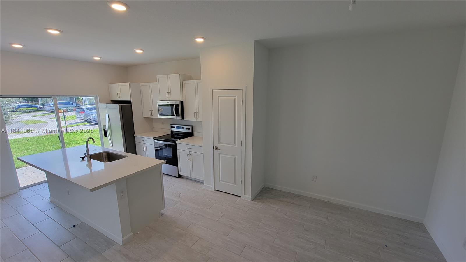 1759 SE 8th Ter