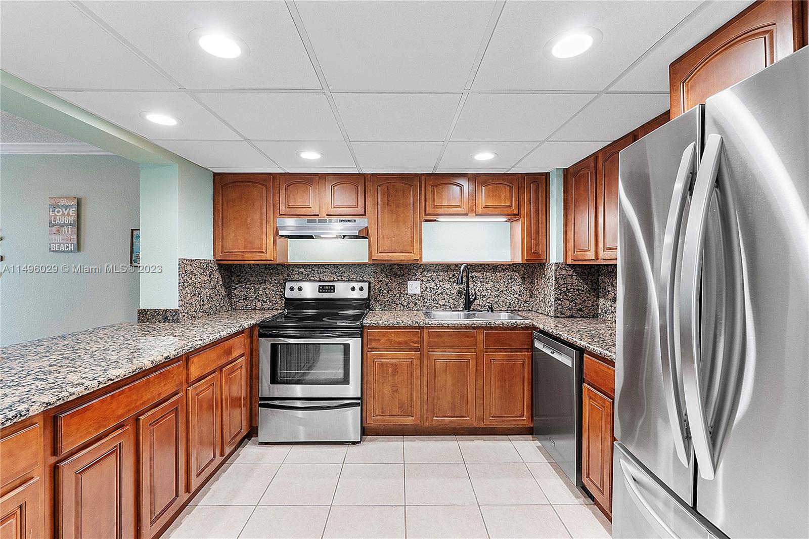 VILLAS AT CORAL SPRINGS - Residential