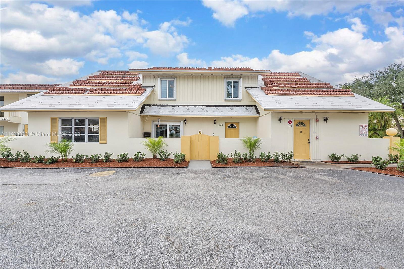 VILLAS AT CORAL SPRINGS - Residential