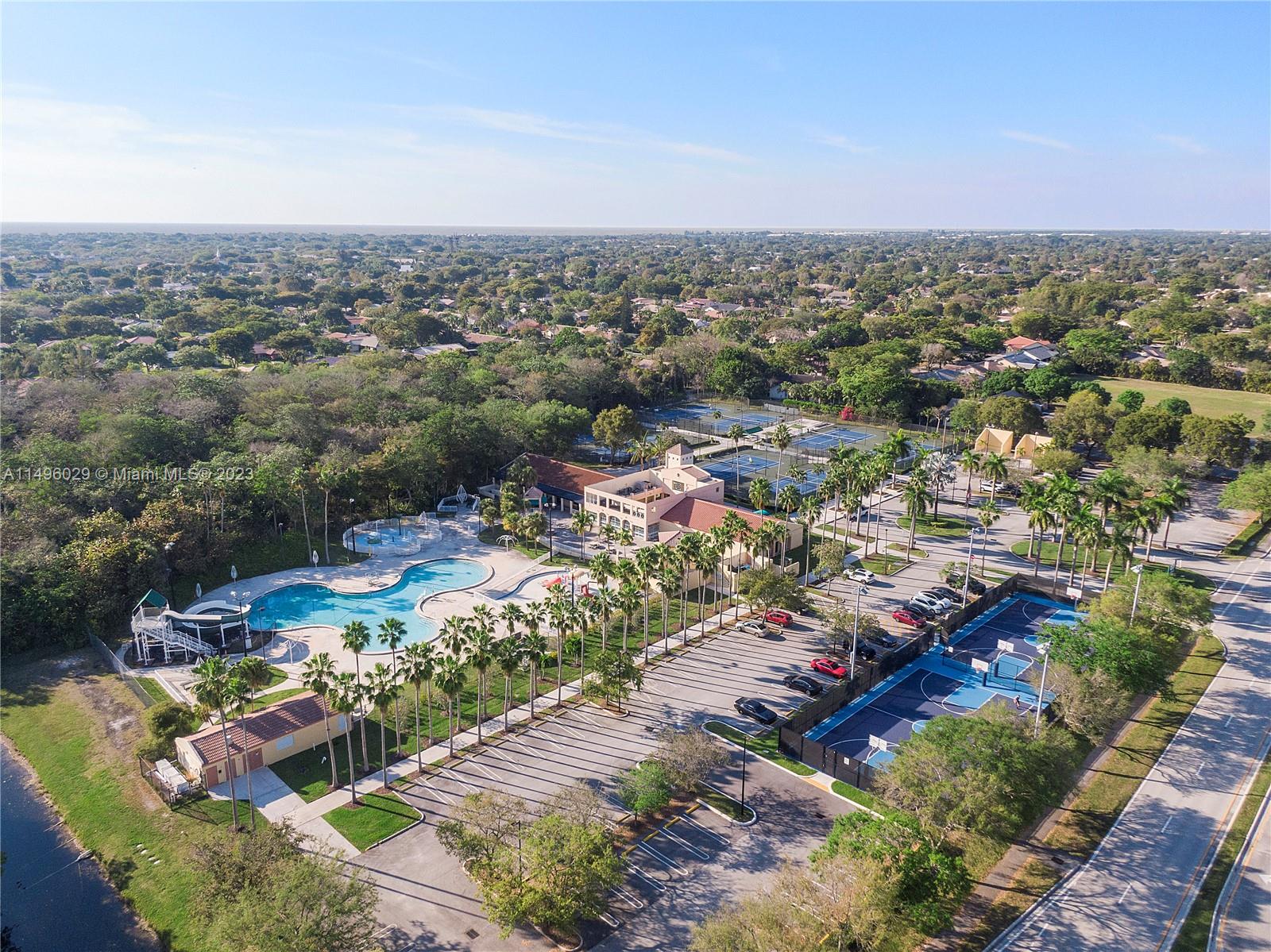VILLAS AT CORAL SPRINGS - Residential