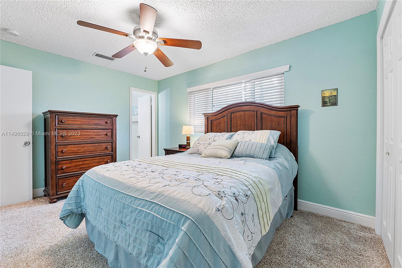 VILLAS AT CORAL SPRINGS - Residential