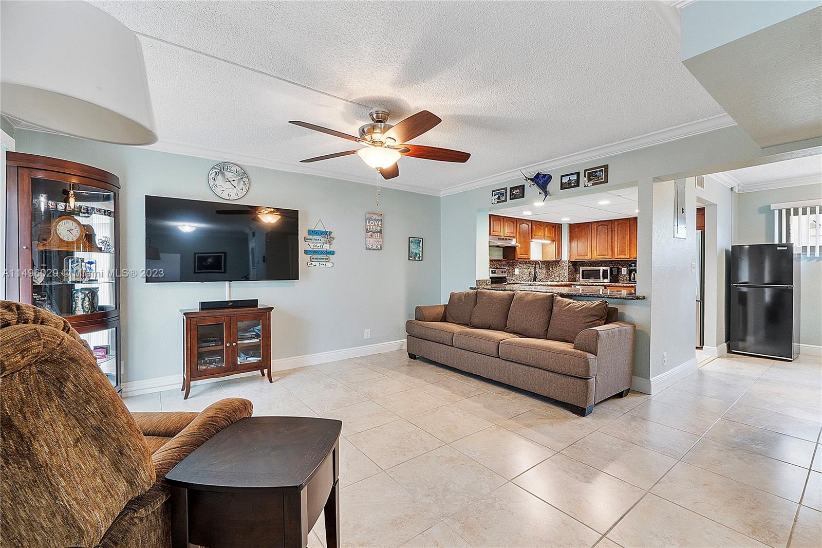 VILLAS AT CORAL SPRINGS - Residential