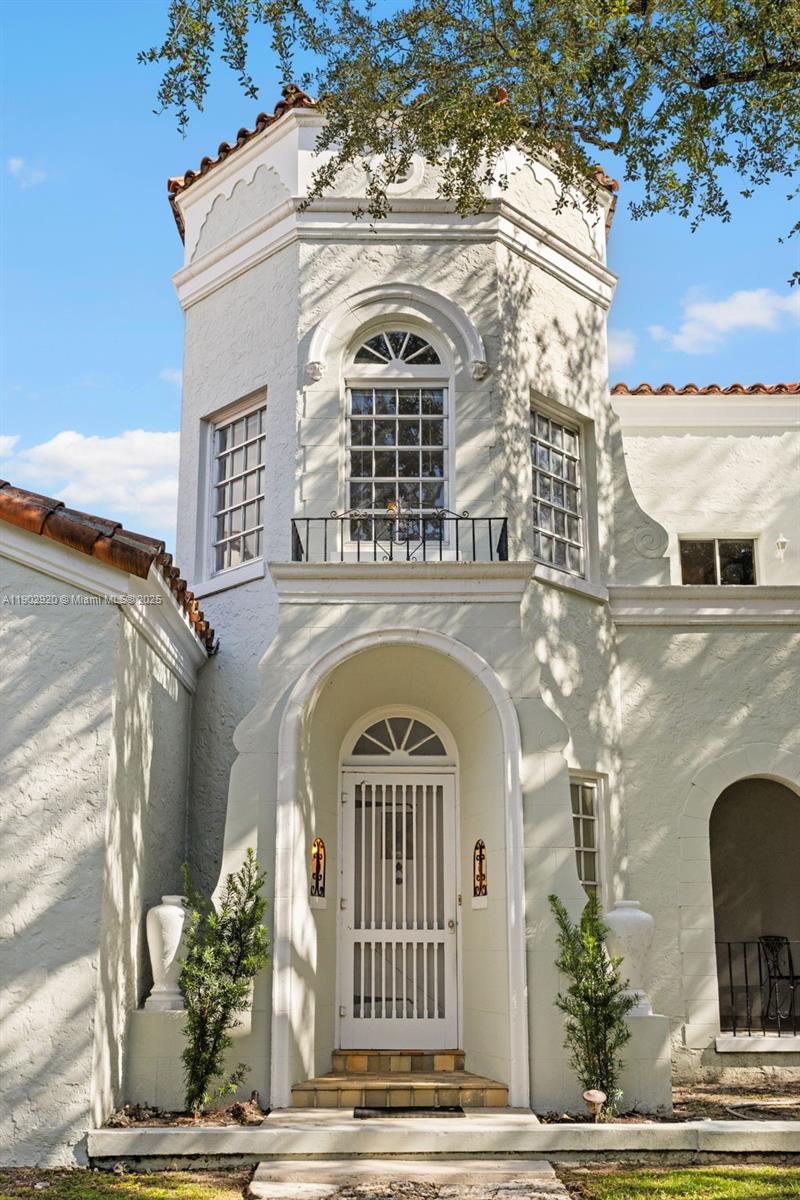 CORAL GABLES SEC B - Residential