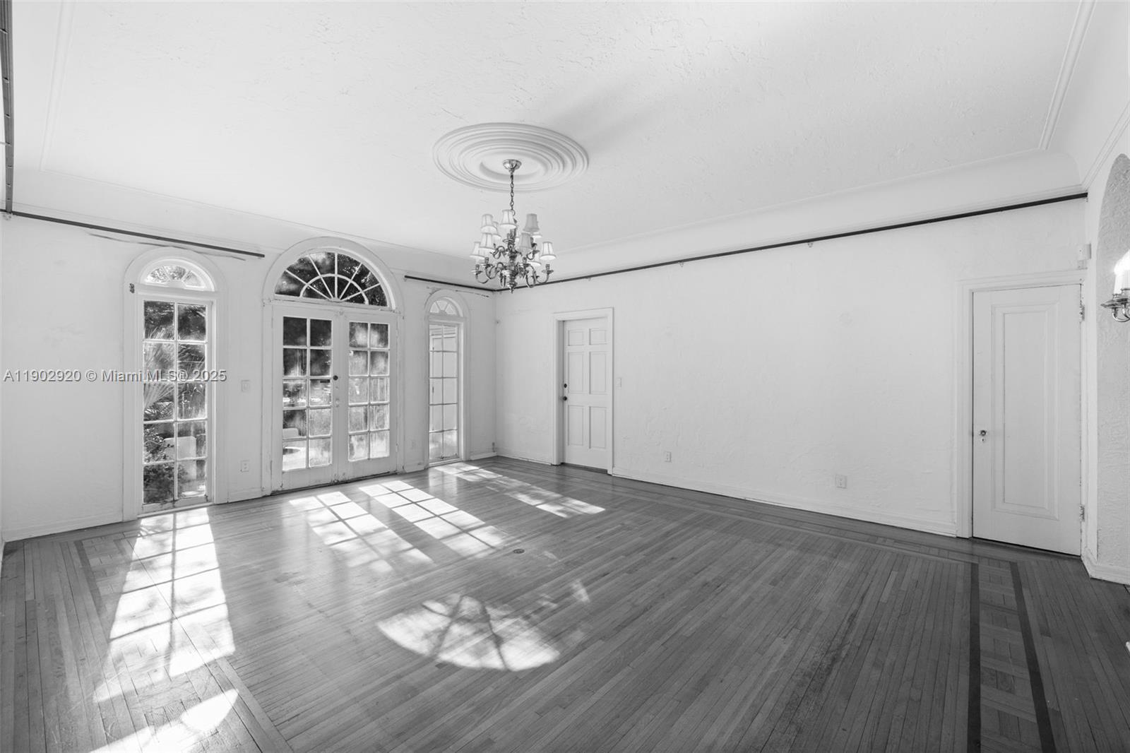 CORAL GABLES SEC B - Residential