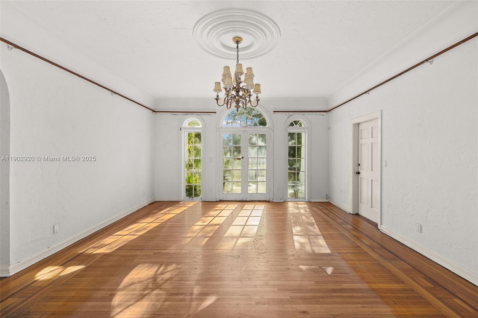 CORAL GABLES SEC B - Residential