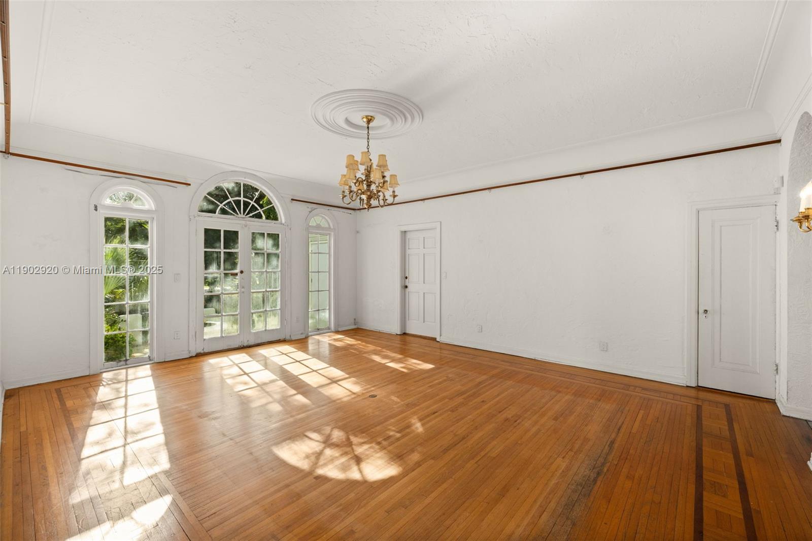 CORAL GABLES SEC B - Residential