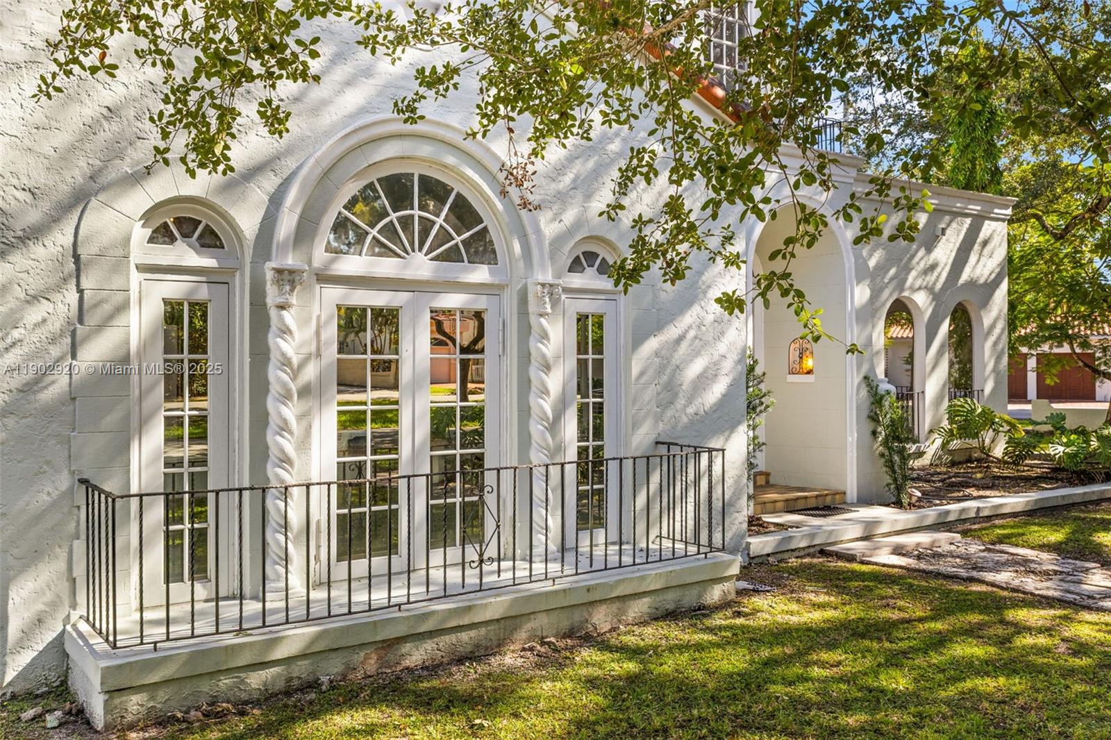 CORAL GABLES SEC B - Residential