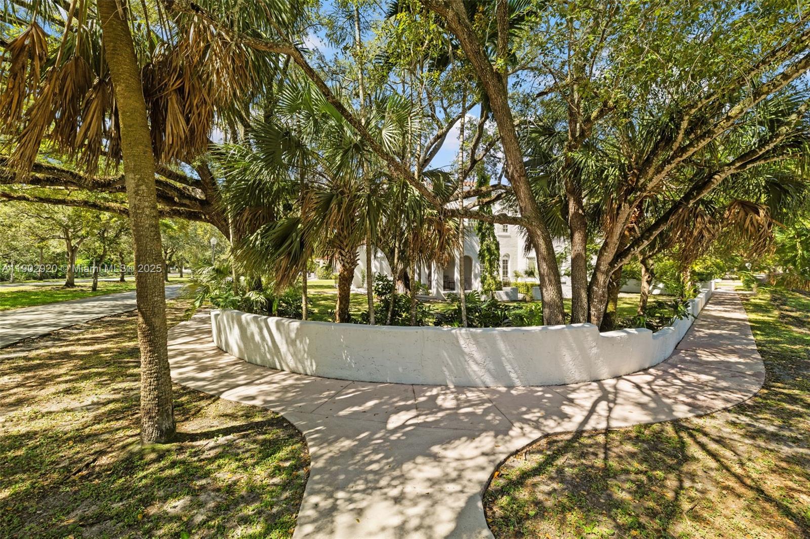 CORAL GABLES SEC B - Residential
