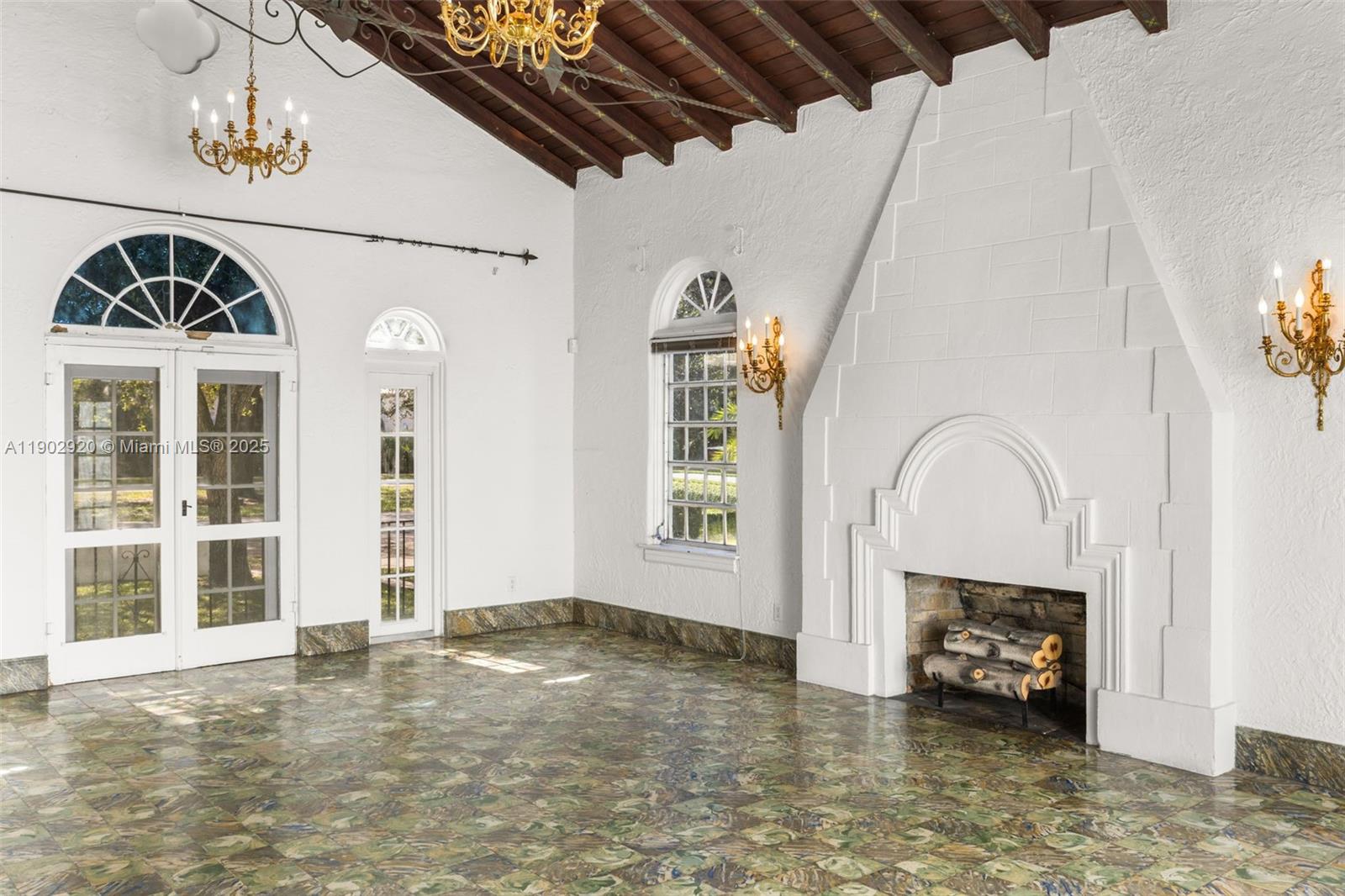 CORAL GABLES SEC B - Residential