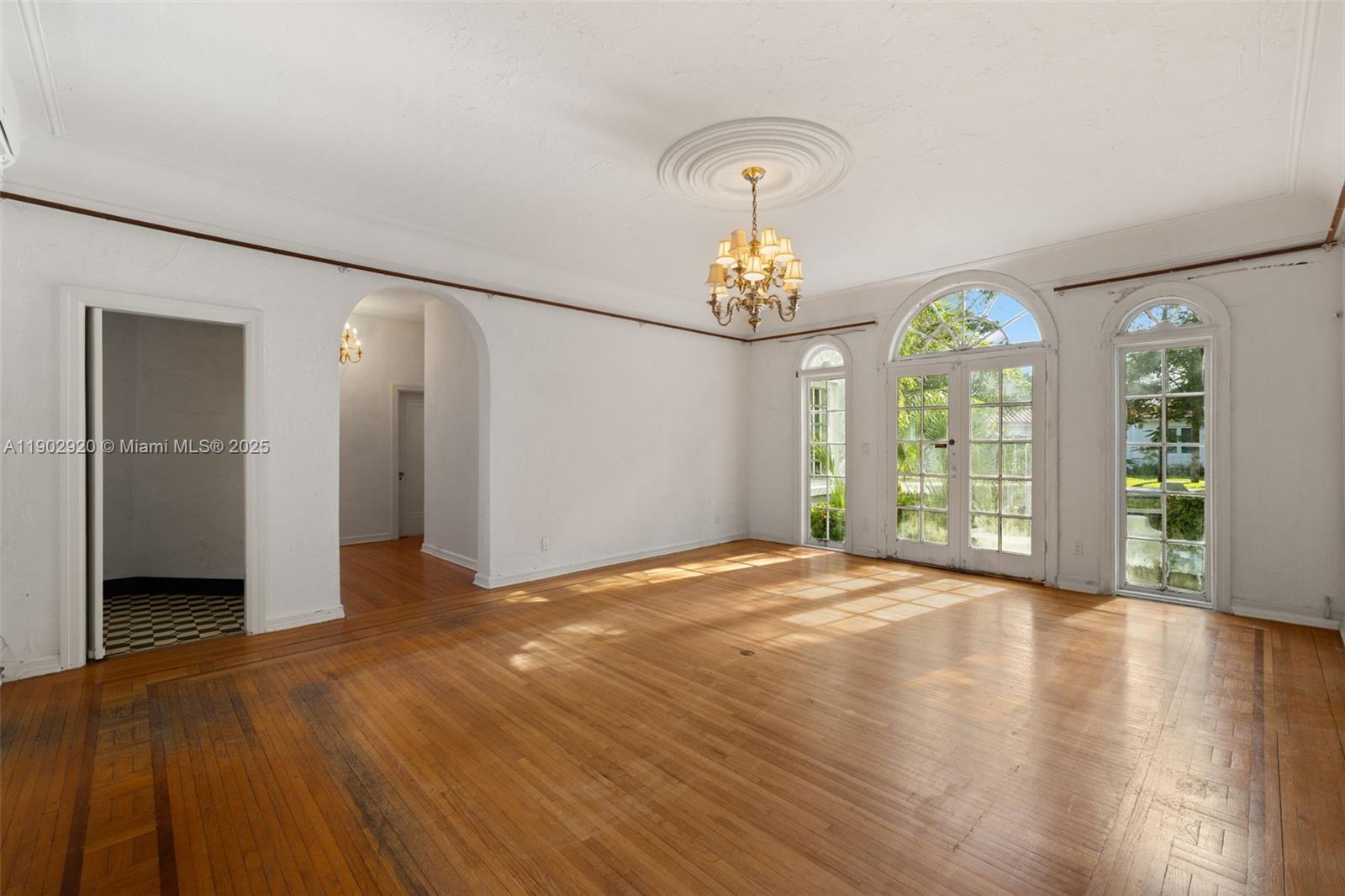 CORAL GABLES SEC B - Residential