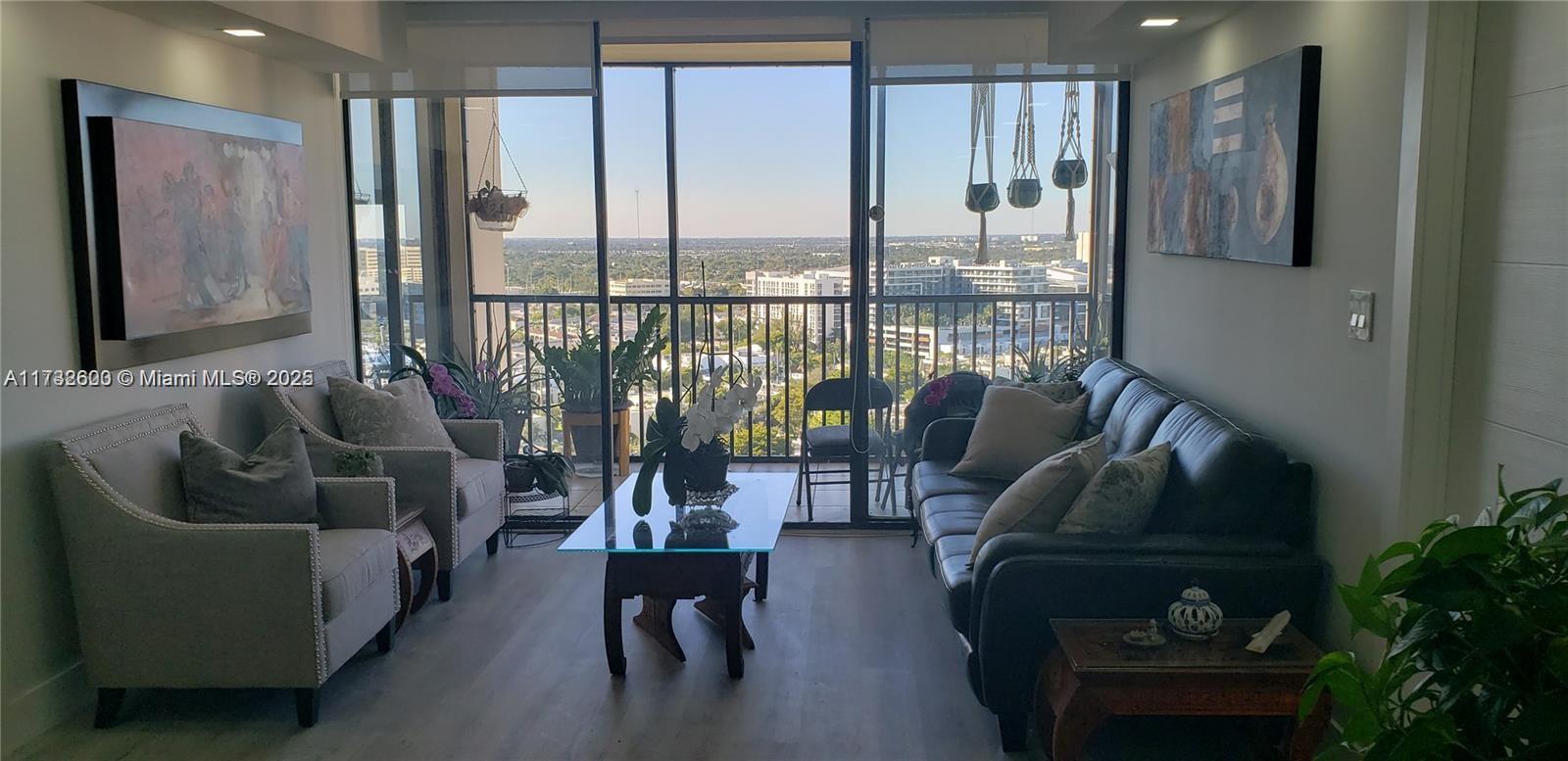 CORONADO CONDO TOWER I - Residential