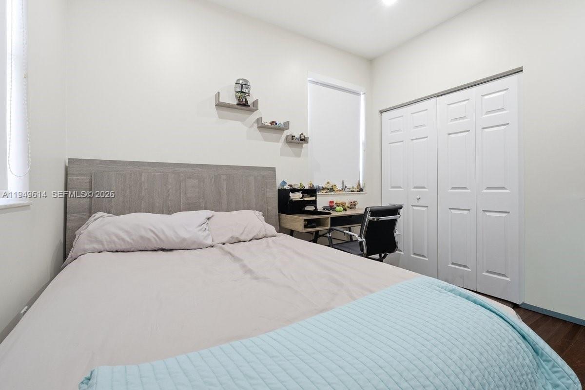 VINTAGE ESTATES - Residential