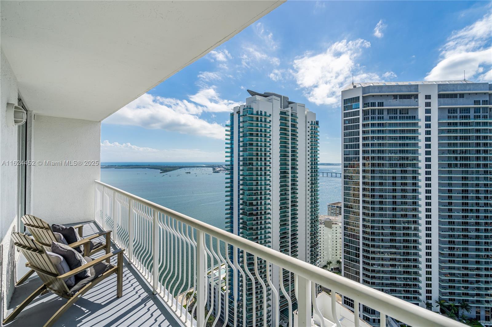 THE CLUB AT BRICKELL BAY - Residential