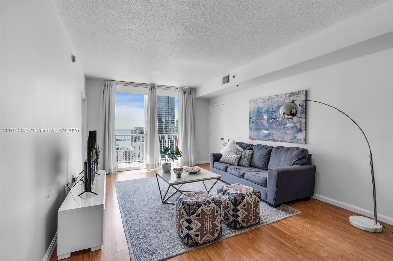 THE CLUB AT BRICKELL BAY - Residential