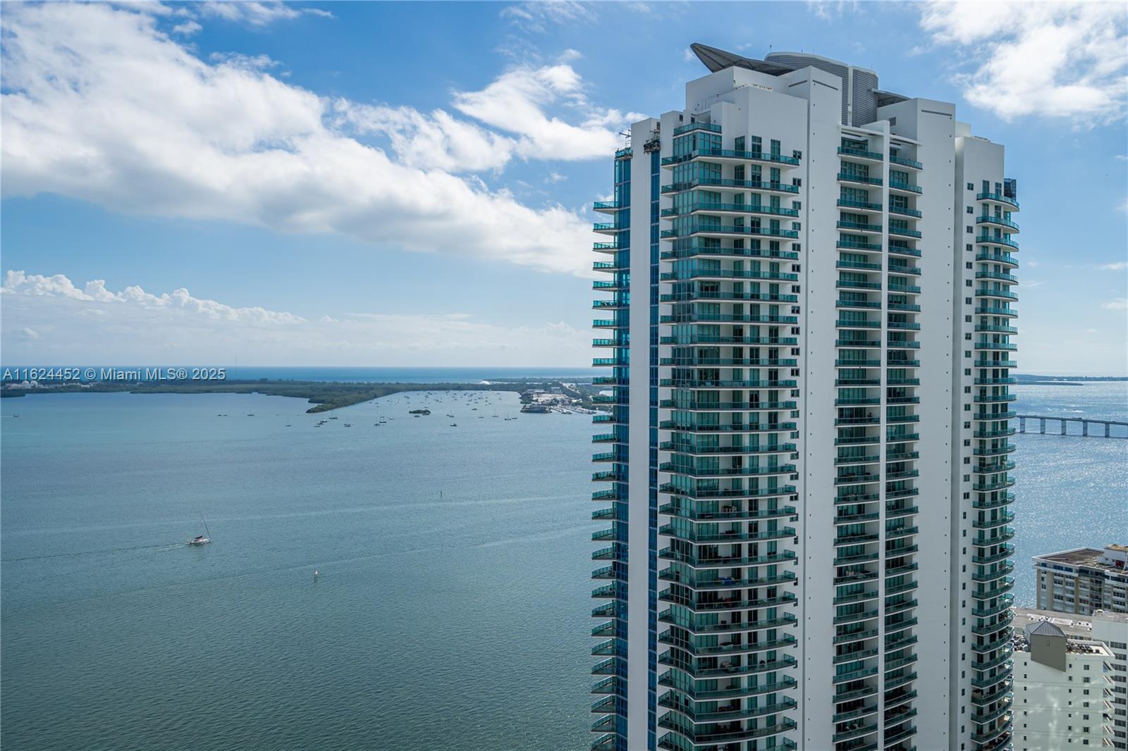 THE CLUB AT BRICKELL BAY - Residential