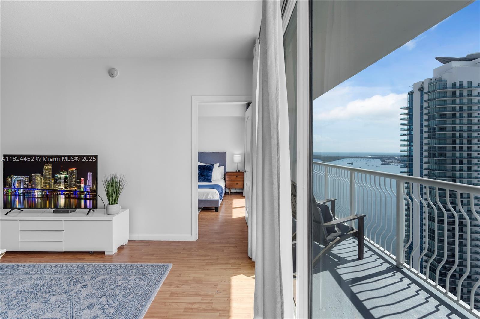 THE CLUB AT BRICKELL BAY - Residential