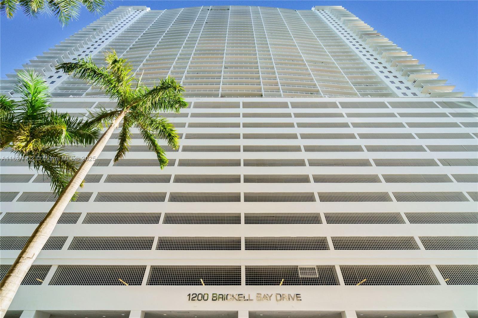 THE CLUB AT BRICKELL BAY - Residential