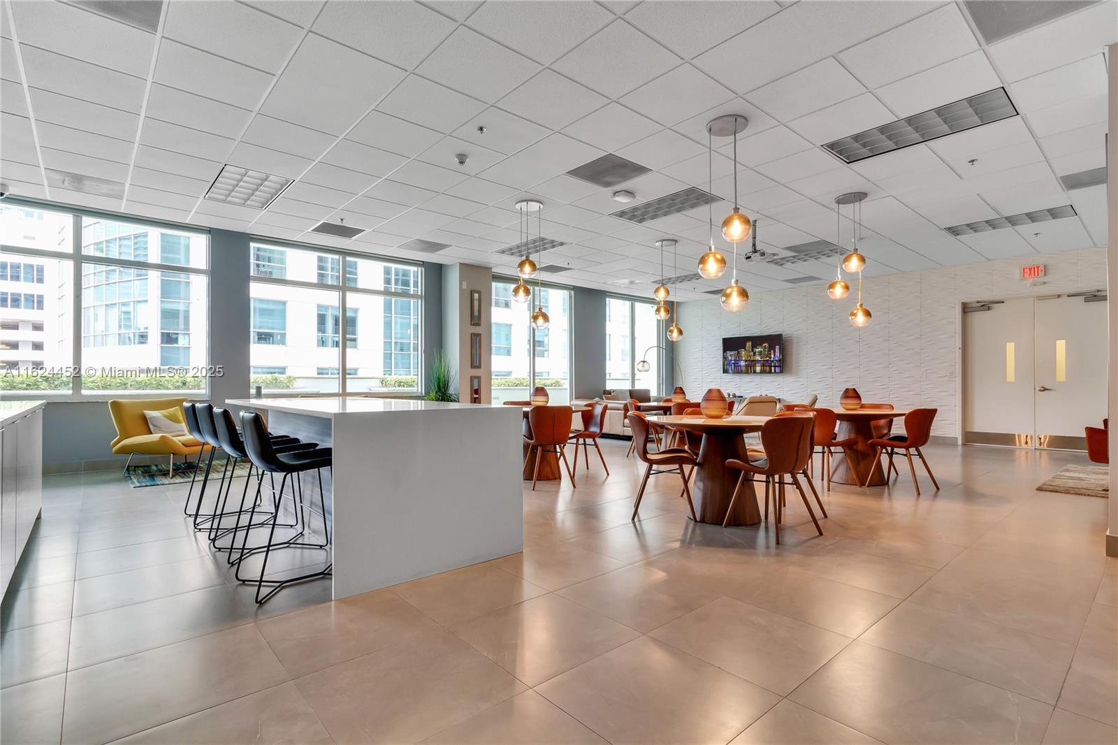 THE CLUB AT BRICKELL BAY - Residential