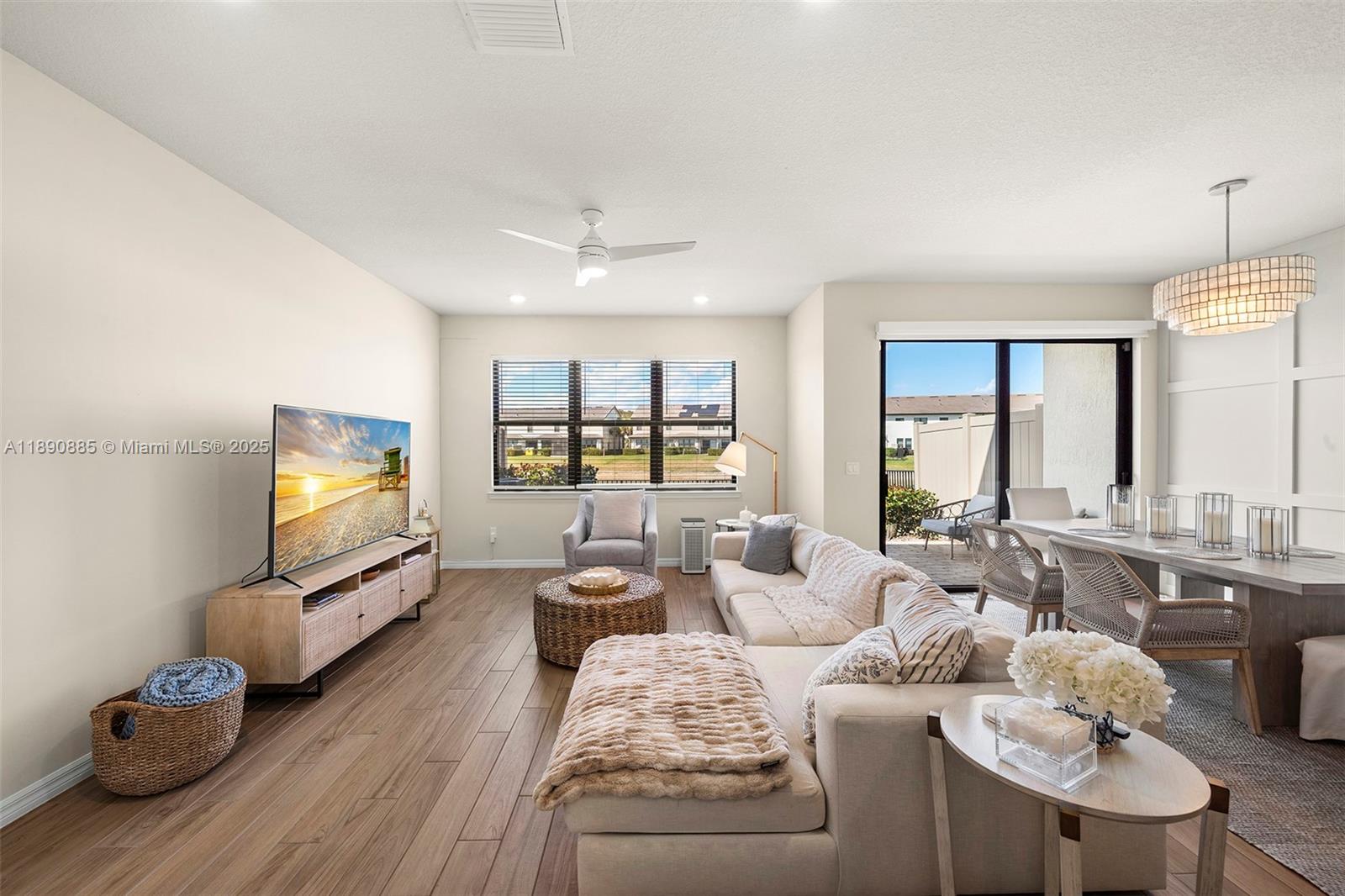 OAK TREE PROPERTY REDEVEL - Residential Lease
