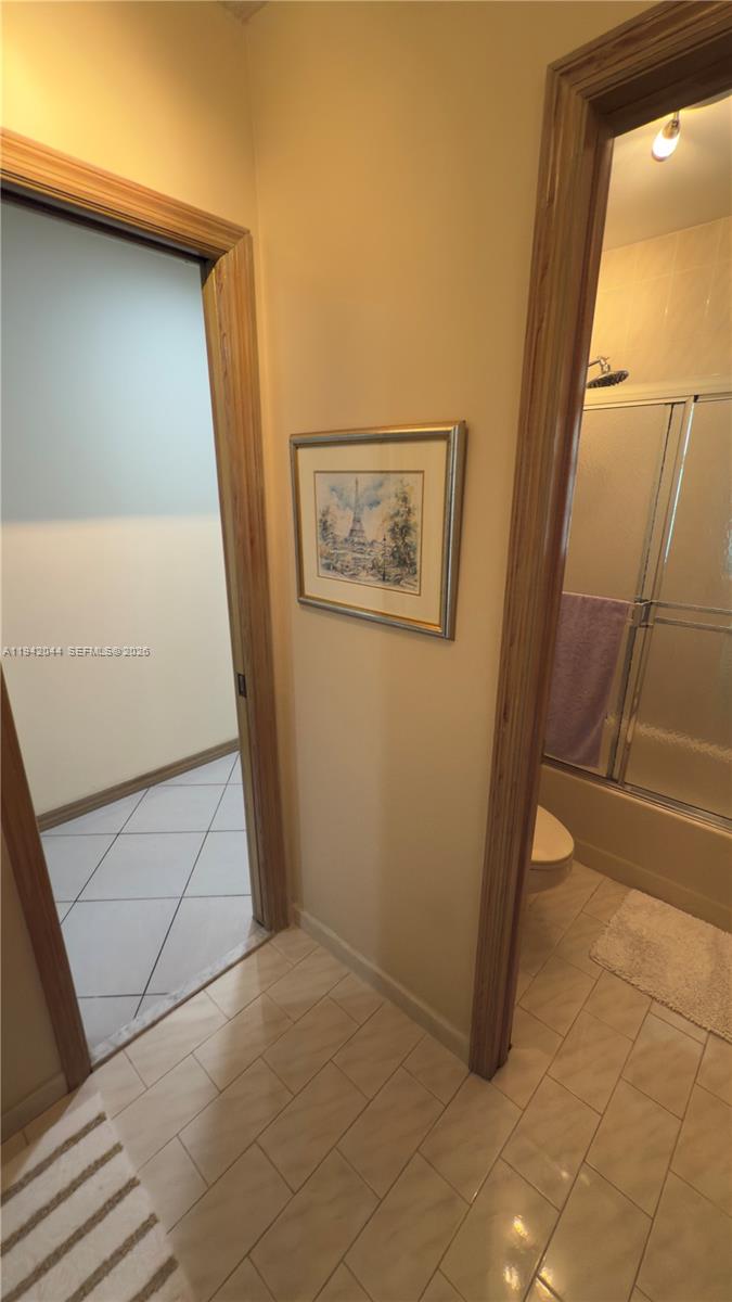 BANYAN WOODS - Residential