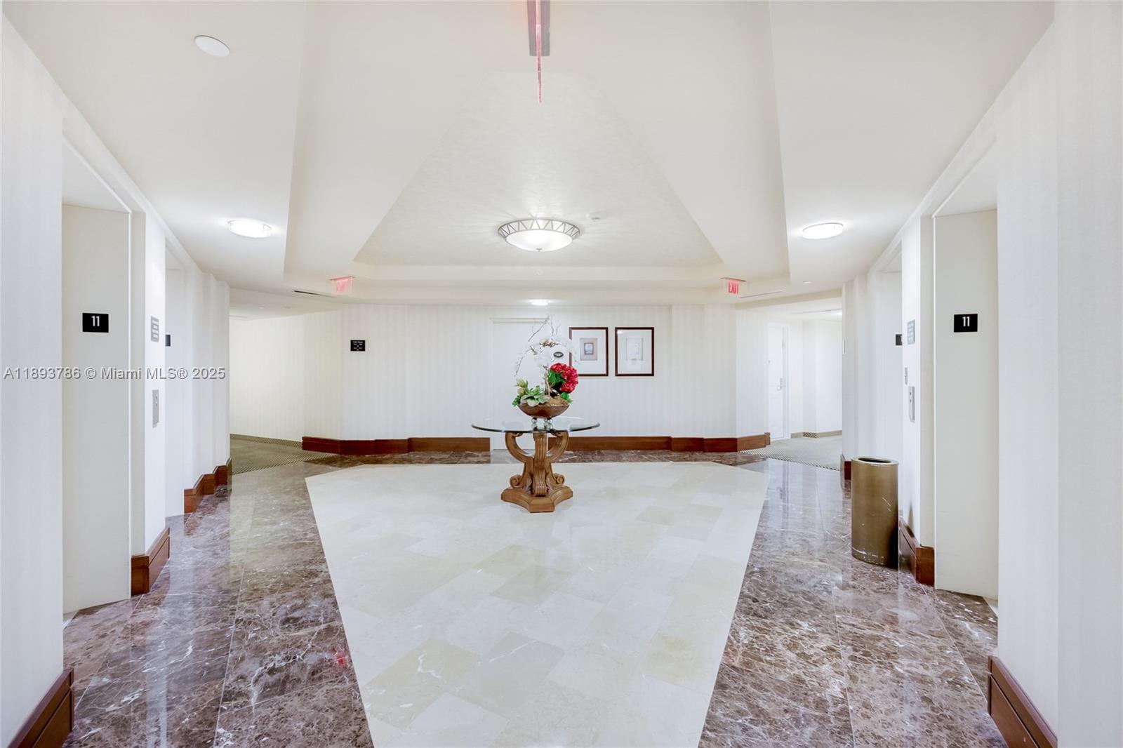 TURNBERRY ON THE GREEN CO - Residential