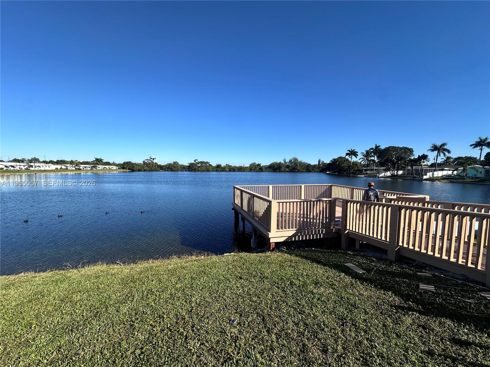 SHERIDAN LAKES CONDO APTS - Residential