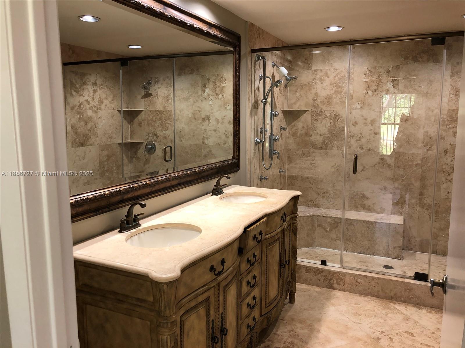 LAS VERDES CONDO - Residential Lease