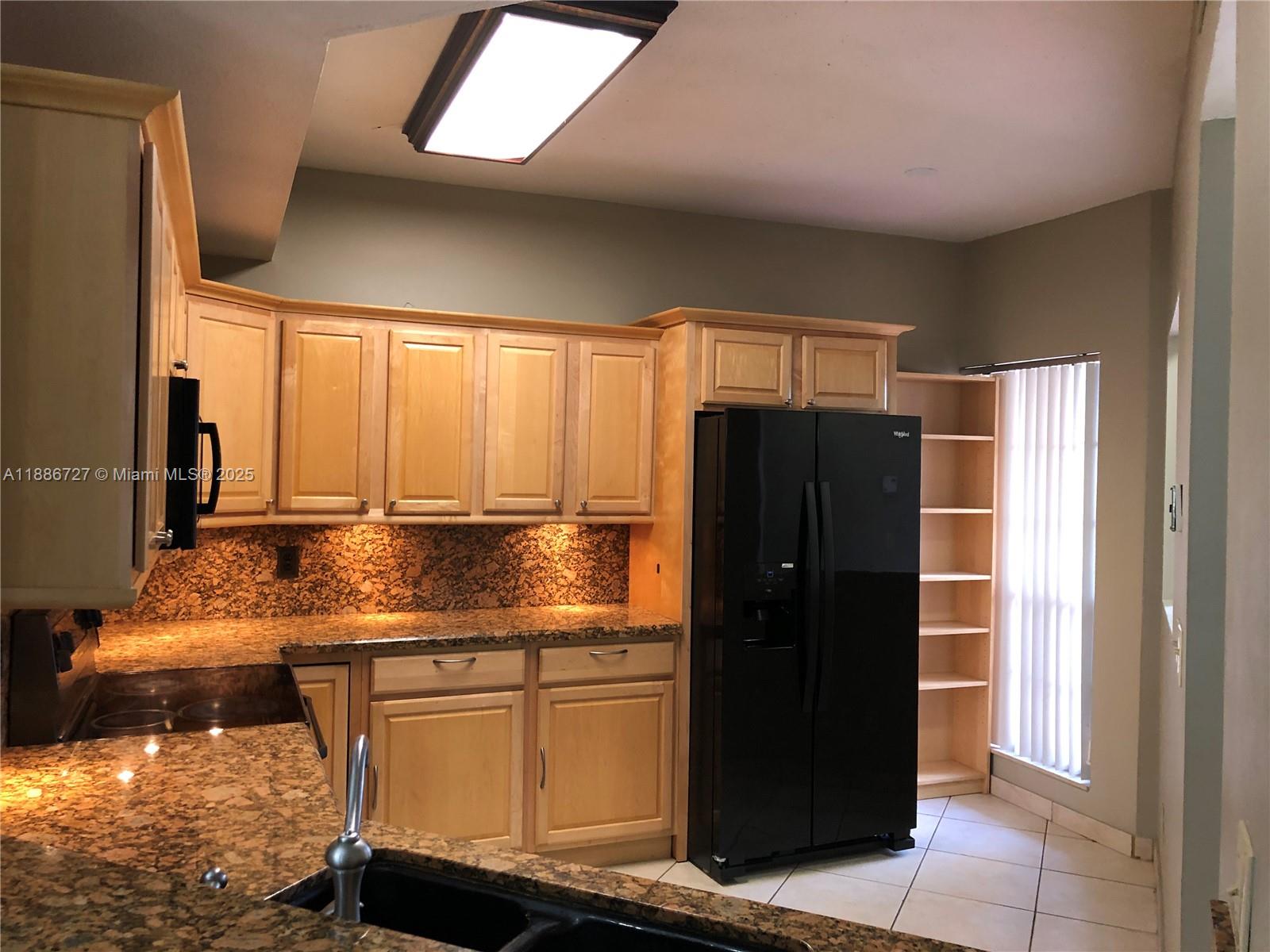 LAS VERDES CONDO - Residential Lease