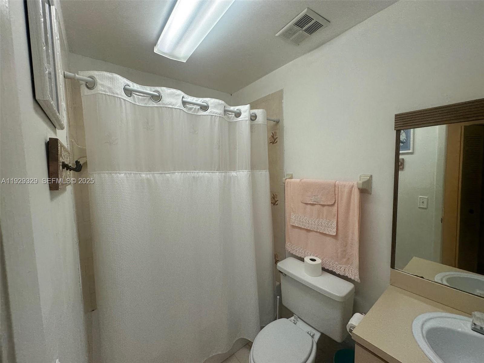 GOLF VILLAS CONDO #102 - Residential