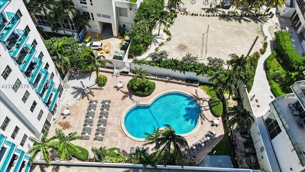 Photo of 4001 S Ocean Dr #4C, Hollywood, FL 33019 (MLS # A12093578)
