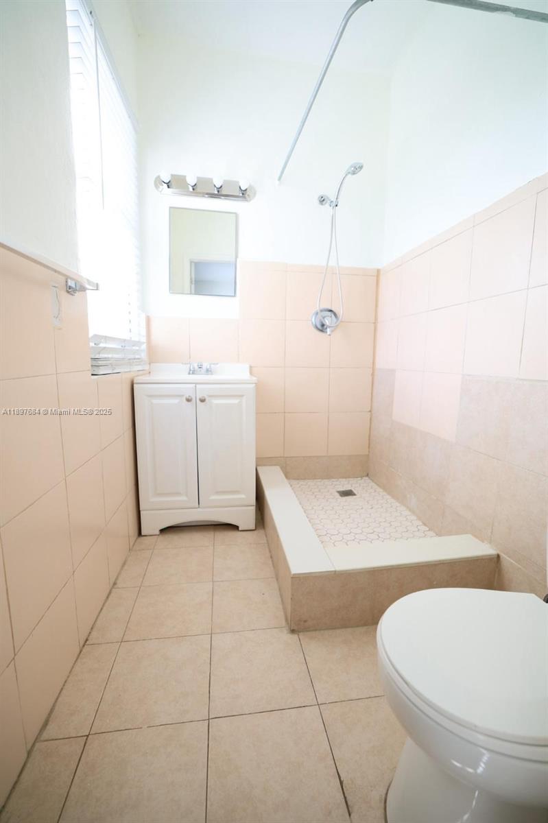 BOSCOBLE - Residential Lease