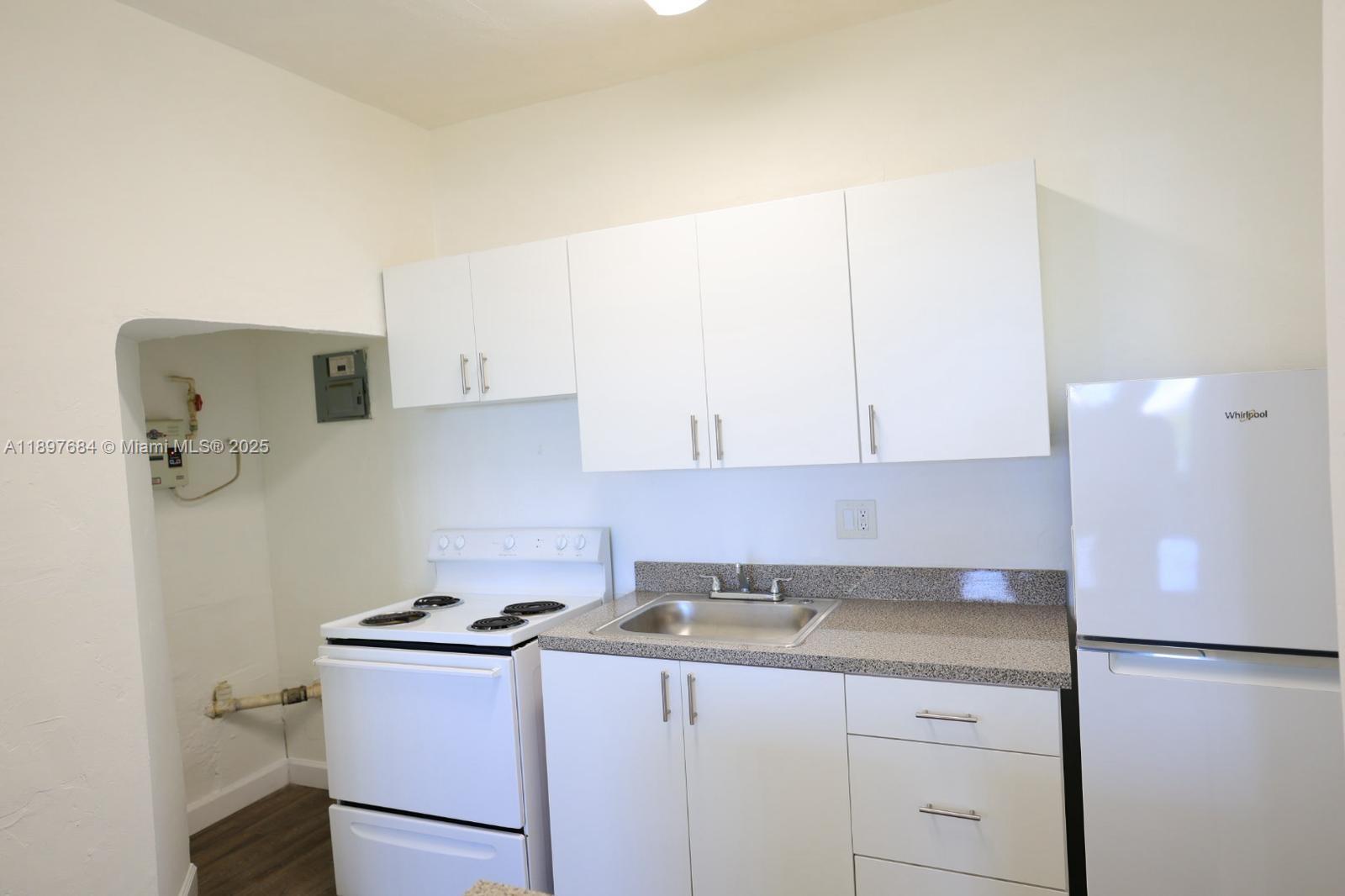 BOSCOBLE - Residential Lease