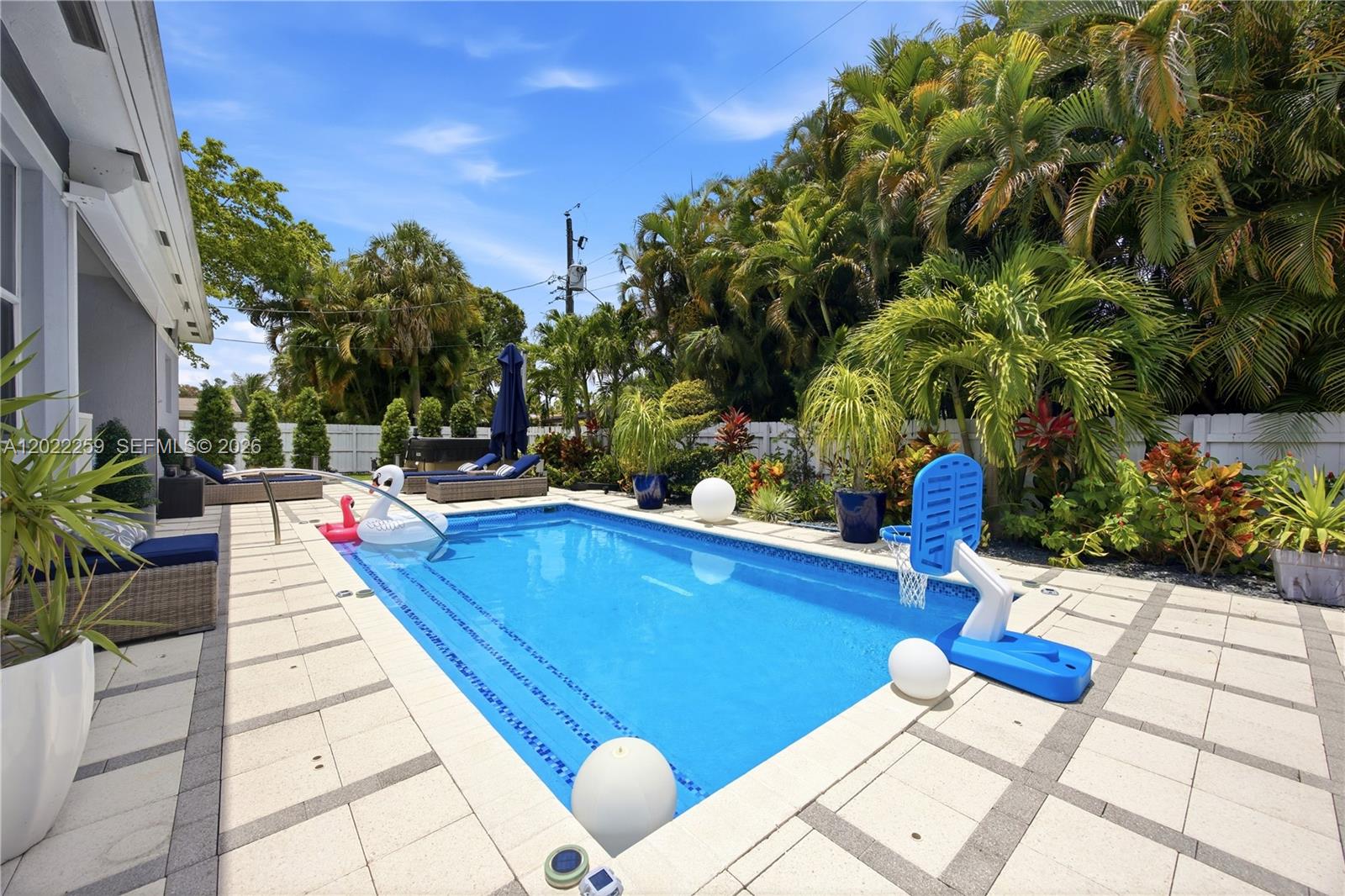SUNSET MANORS AMEN PLAT - Residential