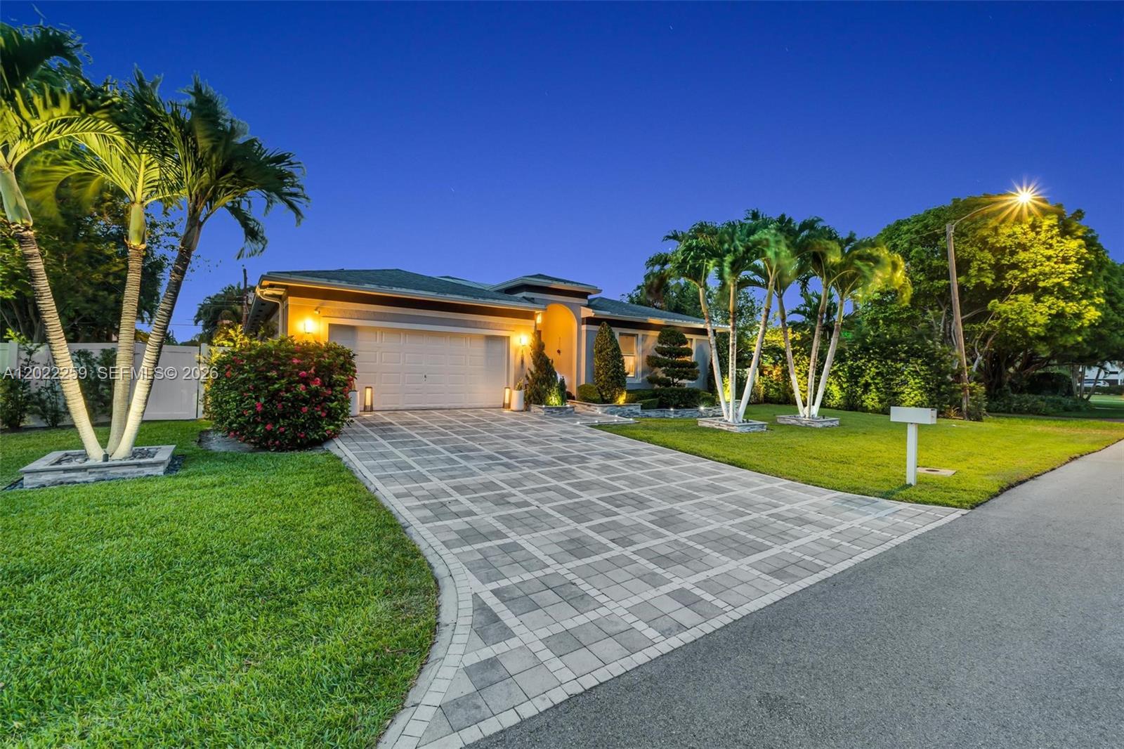 SUNSET MANORS AMEN PLAT - Residential