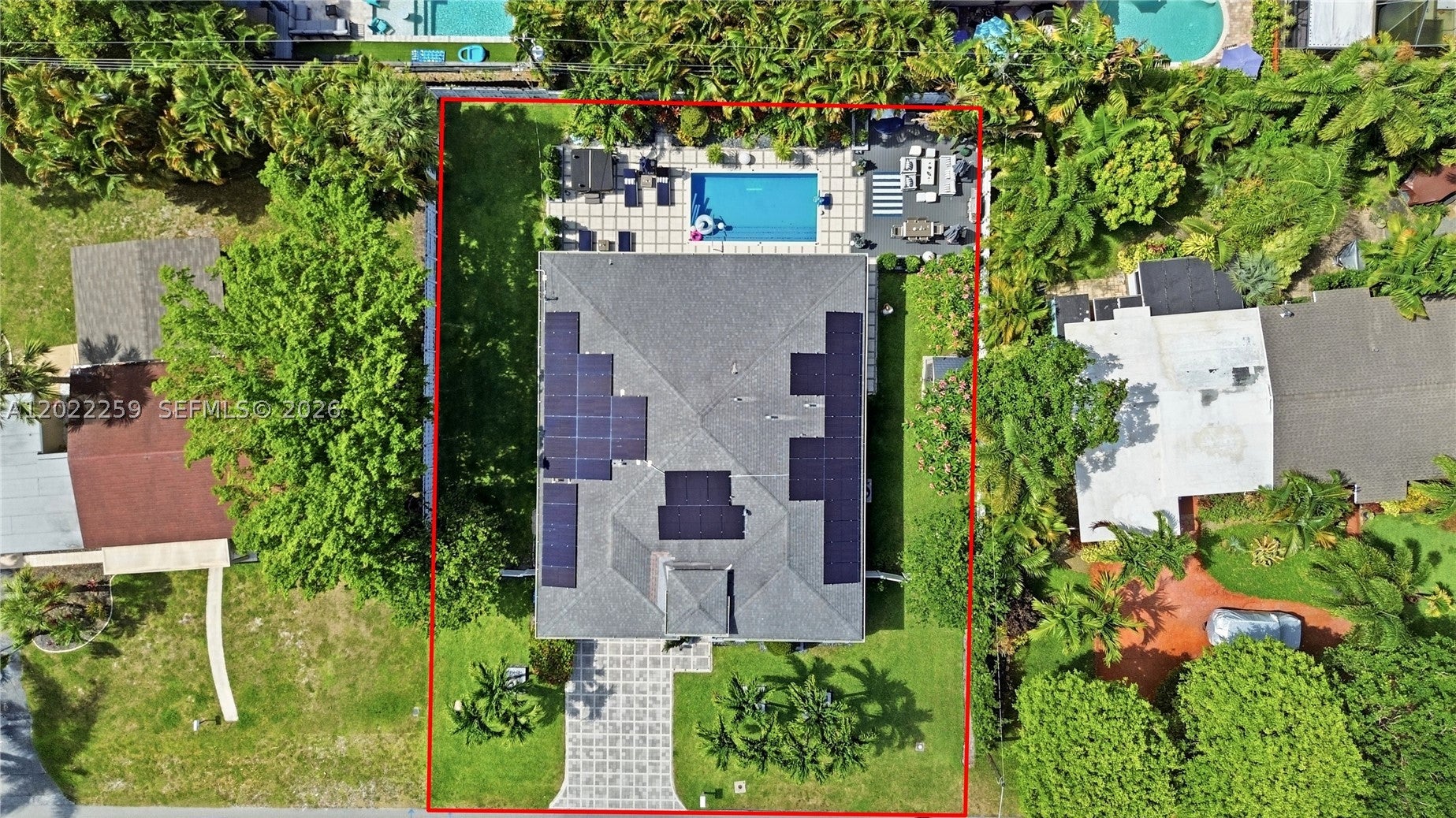 105 NE 28th Ct