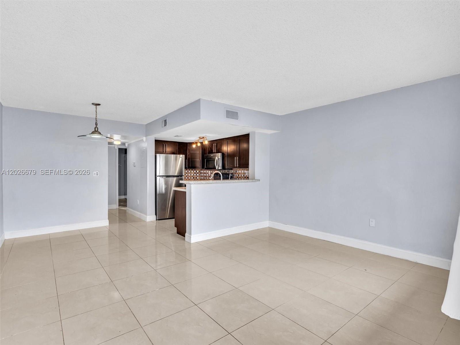 CORAL POINTE TOWNHOMES CO - Residential