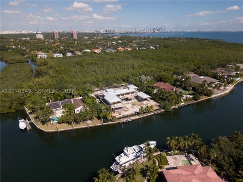 Tiny photo for 190 Casuarina Concourse, Coral Gables, FL 33143 (MLS # A12076949)