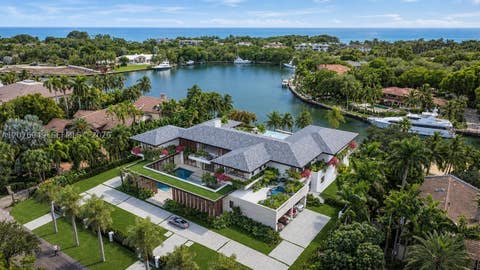 Tiny photo for 190 Casuarina Concourse, Coral Gables, FL 33143 (MLS # A12076949)