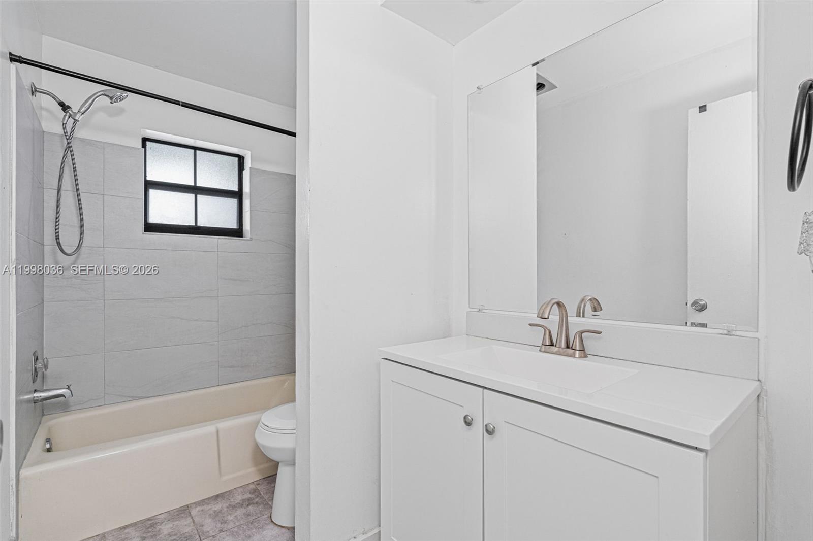 WOODSCAPE TOWNHOMES - Residential Lease