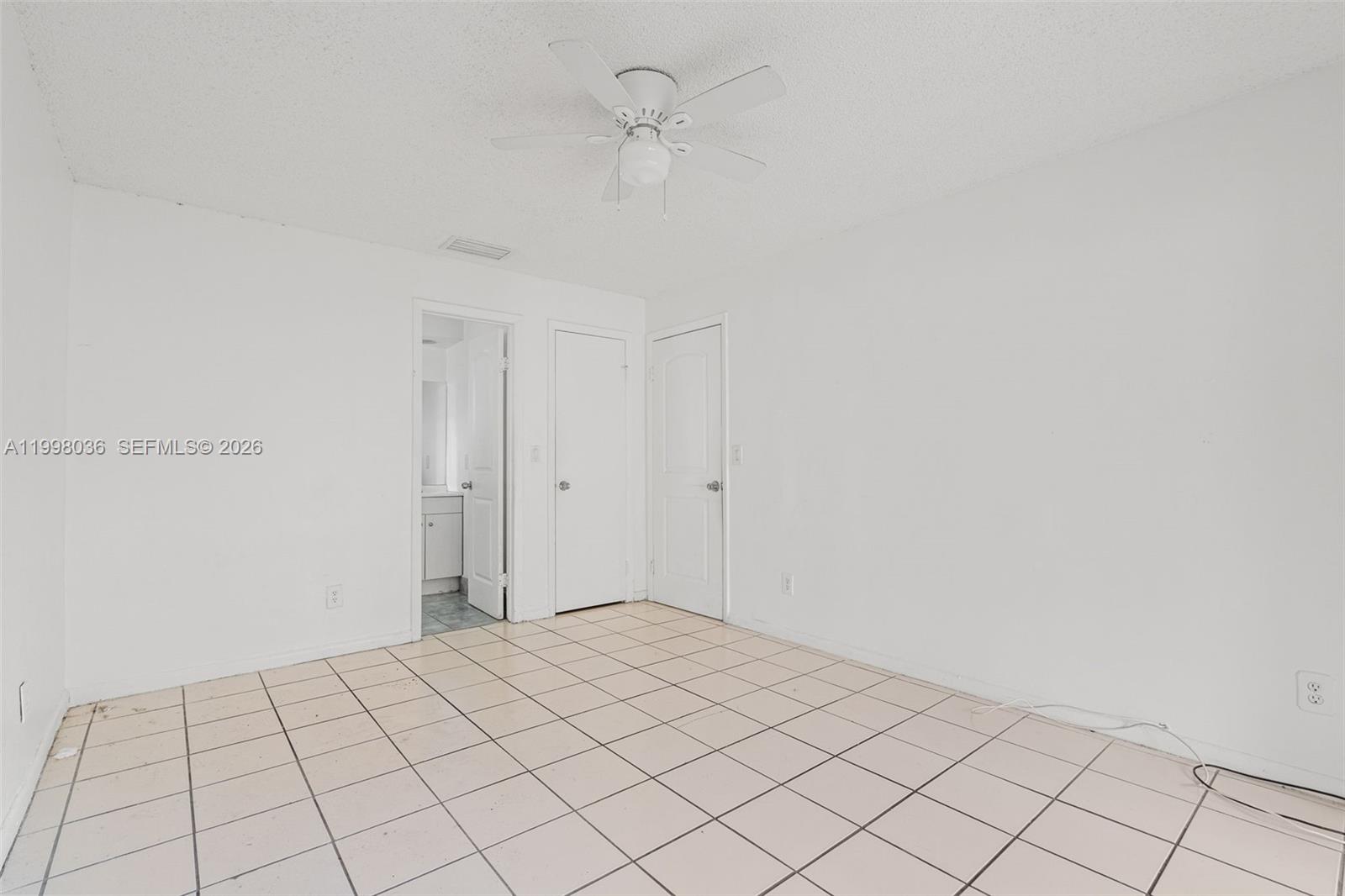 WOODSCAPE TOWNHOMES - Residential Lease