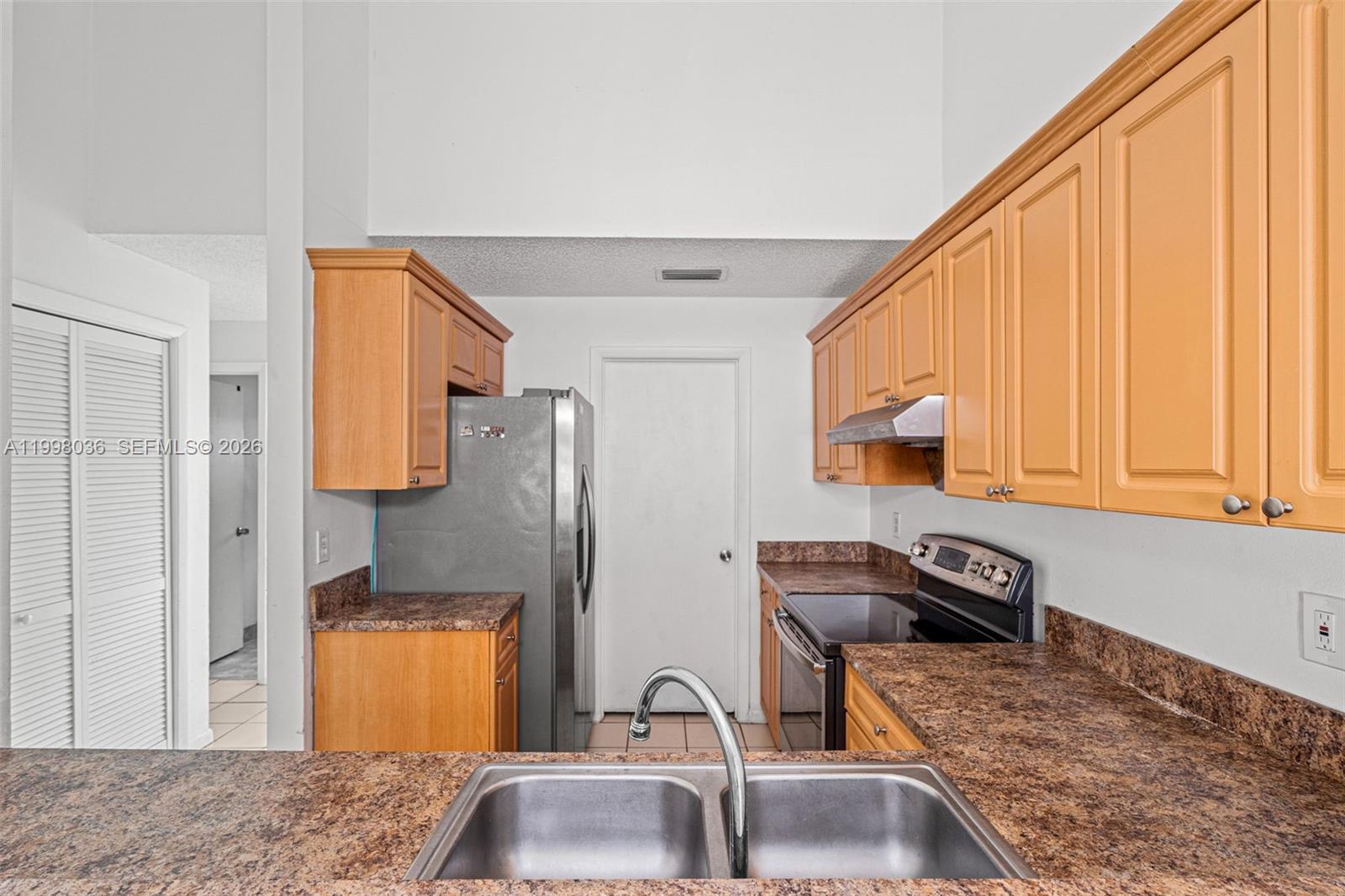 WOODSCAPE TOWNHOMES - Residential Lease