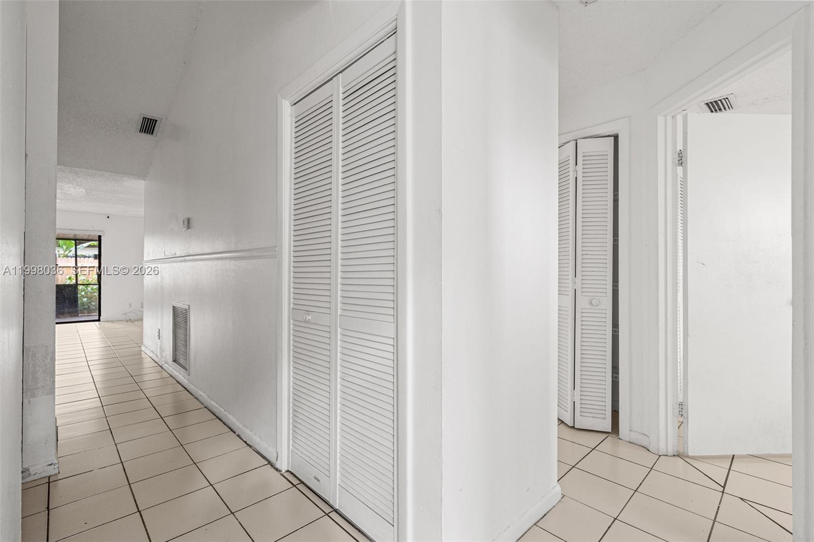 WOODSCAPE TOWNHOMES - Residential Lease