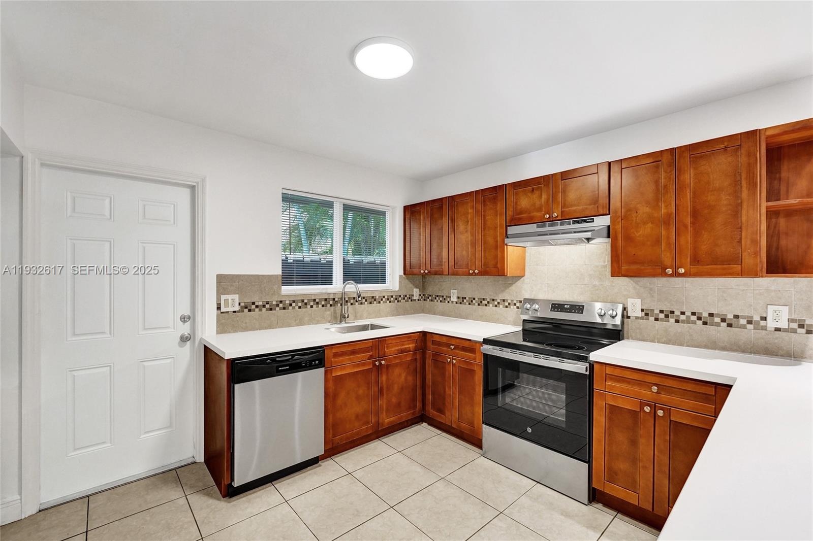 HALLANDALE BY THE SEA - Residential Lease